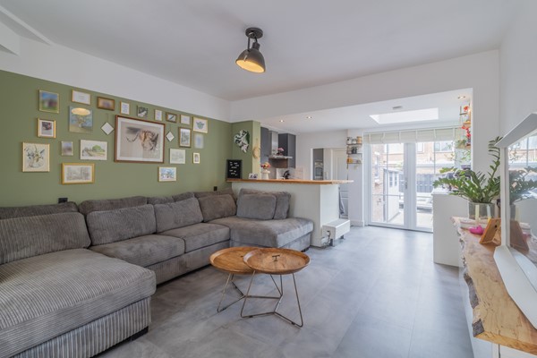 Medium property photo - Tolstraat 2B, 2405 VR Alphen aan den Rijn